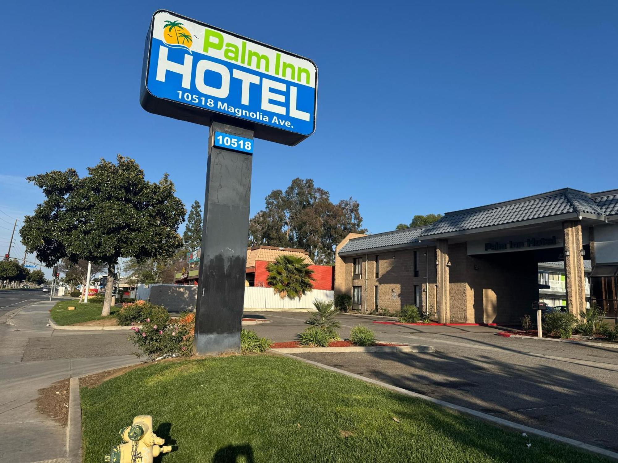 Palm Inn Hotel Near Tyler Mall Riverside Kültér fotó